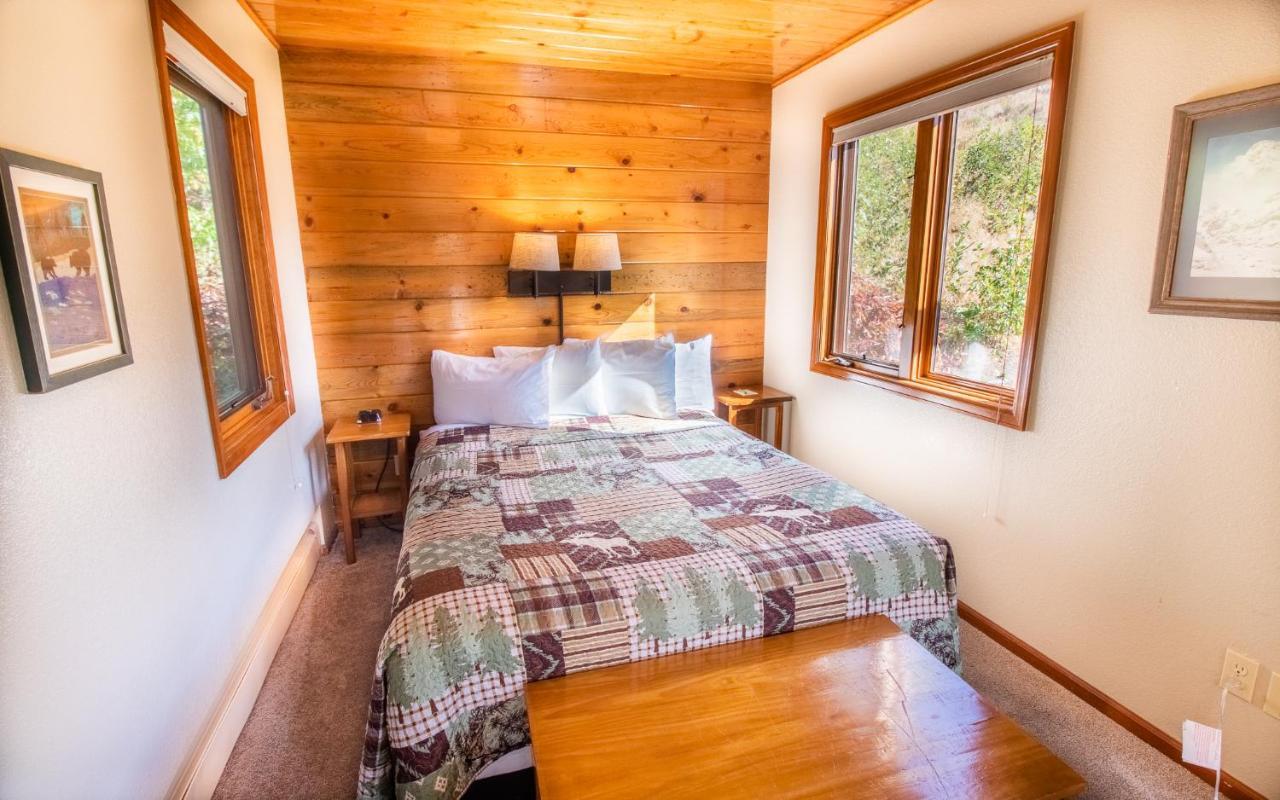 Mcgregor Mountain Lodge Estes Park Exterior photo
